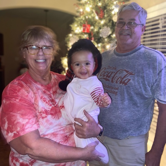 Meet your Posher, Bobbie - Picture 5 of 5